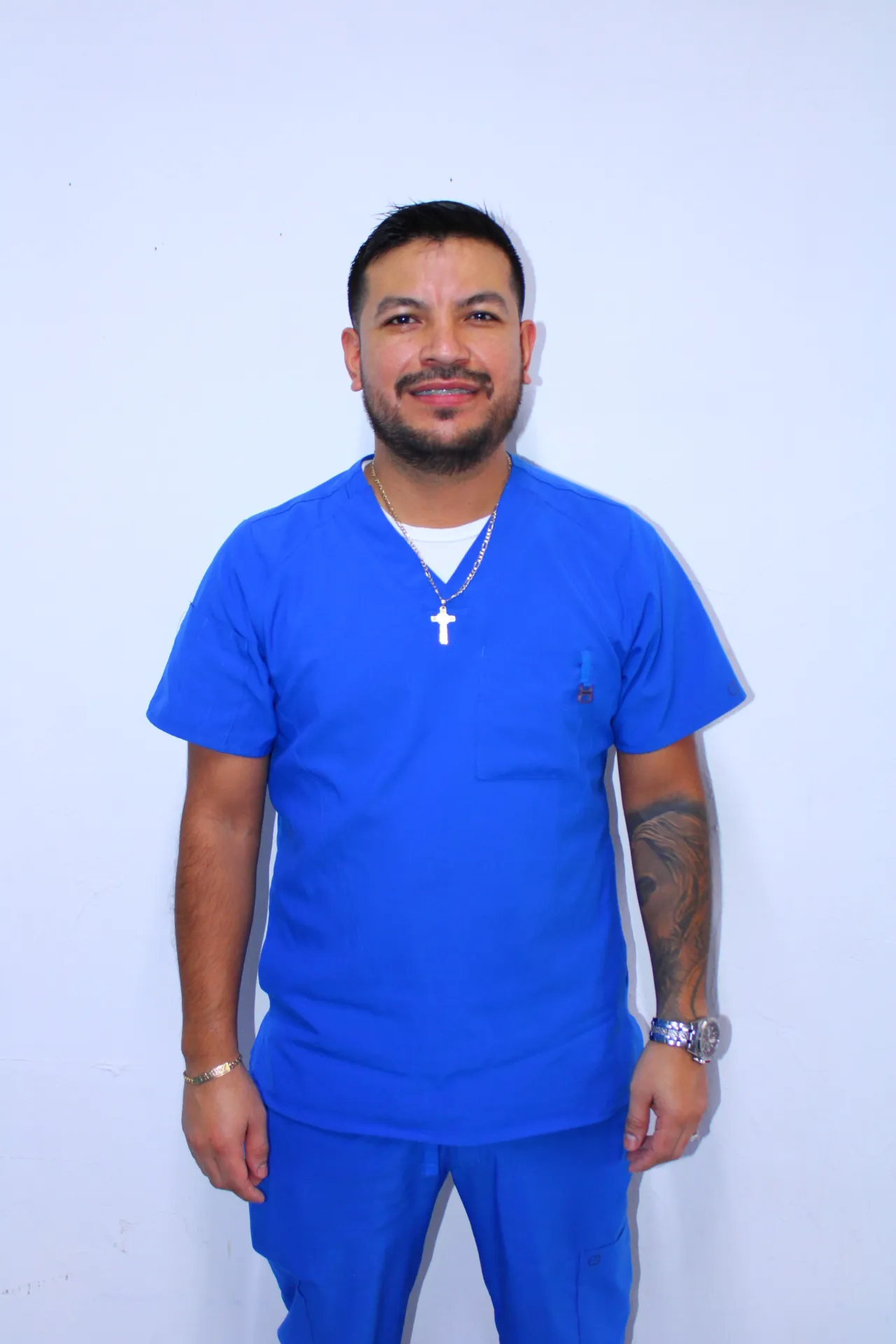 El Dr. Arbey Valdivia